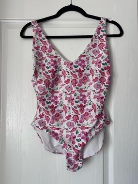 Londre X The Birds Papaya The Minimalist One Piece Bathing Suit